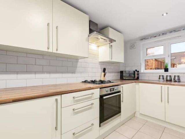 London, E7 0AA, United Kingdom | 3 bed house for rent #133387210 | Rentberry