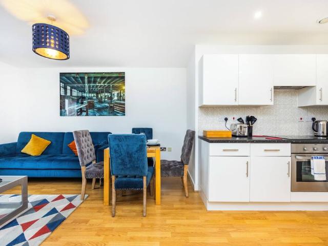 London, E8 2BS, United Kingdom | 2 bed apartment for rent #176003169 | Rentberry