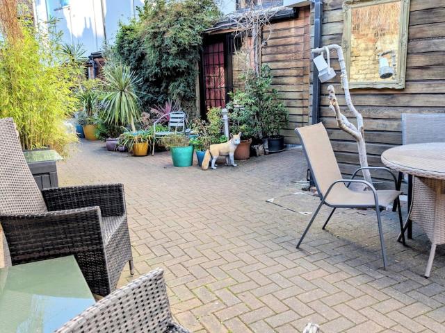 London, E9 6RZ, United Kingdom | Studio apartment for rent #171781906 | Rentberry