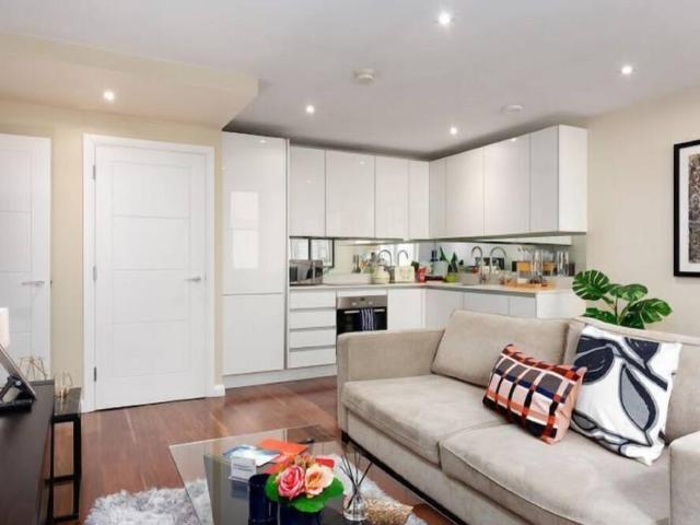 London, EC4A 1DT, United Kingdom | 1 bed apartment for rent #98274852 | Rentberry