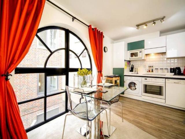 London, EC4A 3EA, United Kingdom | 1 bed apartment for rent #96266917 | Rentberry
