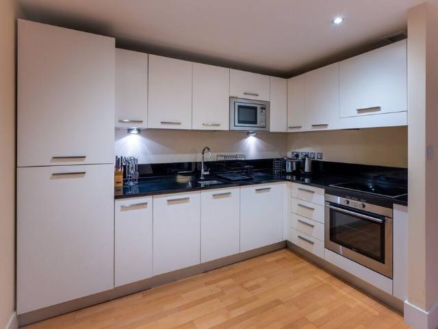 London, EC4V 3PA, United Kingdom | 1 bed apartment for rent #98280854 | Rentberry