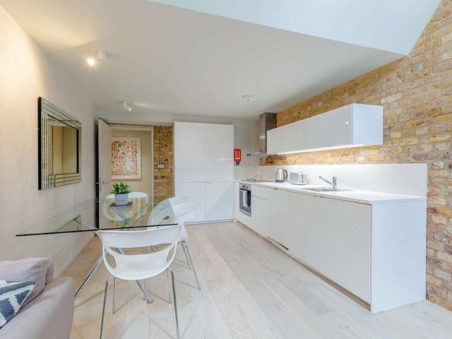 London, EC1N 7TX, United Kingdom | 2 bed apartment for rent #152266226 | Rentberry