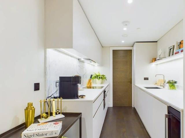 London, EC1N 2JT, United Kingdom | 2 bed duplex for rent #123179549 | Rentberry