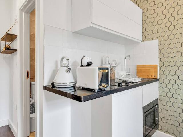 London, EC1V 4JS, United Kingdom | Studio apartment for rent #147301487 | Rentberry