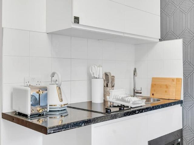 London, EC1V 4JS, United Kingdom | Studio apartment for rent #147303530 | Rentberry