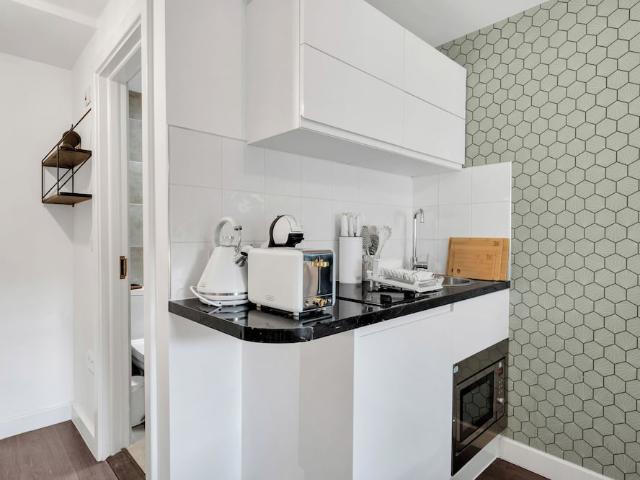 London, EC1V 4JS, United Kingdom | Studio apartment for rent #147304222 | Rentberry
