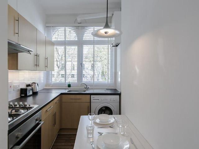 London, EC1V 9AY, United Kingdom | Studio townhouse for rent #171151288 | Rentberry