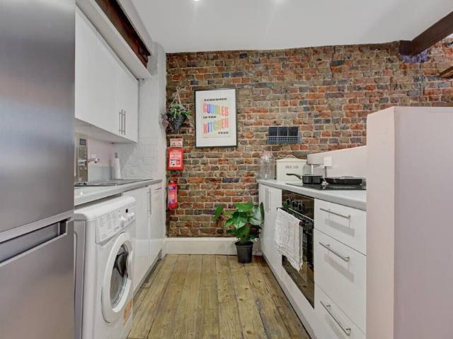 London, EC1V 9DS, United Kingdom | 1 bed townhouse for rent #124948891 | Rentberry