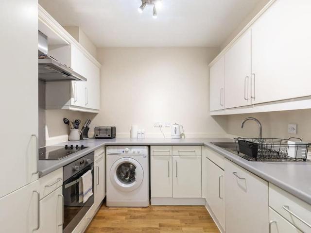 London, EC1V 2NR, United Kingdom | 2 bed apartment for rent #169404008 | Rentberry