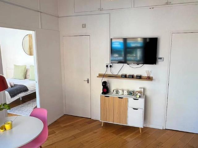 London, EC2A 3EJ, United Kingdom | 2 bed apartment for rent #168683210 | Rentberry