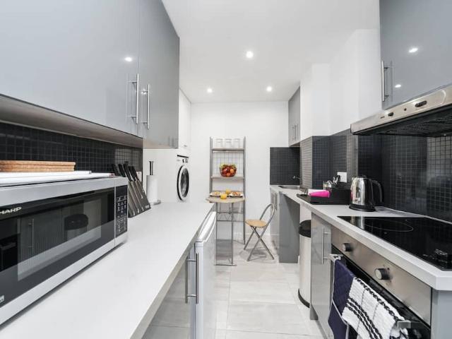 London, EC3N 1AL, United Kingdom | 2 bed apartment for rent #96951406 | Rentberry