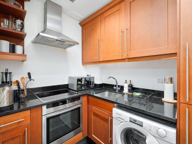 London, EC3N 1NT, United Kingdom | 1 bed apartment for rent #169398227 | Rentberry