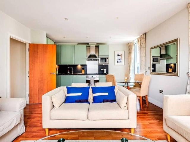 London, EC3N 2NU, United Kingdom | 1 bed apartment for rent #95611222 | Rentberry