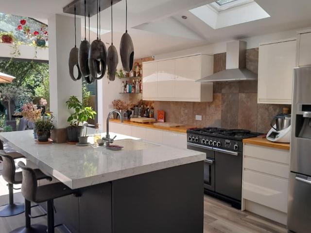 London, KT2 5QZ, United Kingdom | 3 bed house for rent #146146843 | Rentberry