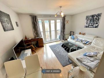 London House, Kingston Upon Thames KT1, 1 bed flat to rent, £1,700 pcm | PrimeLocation