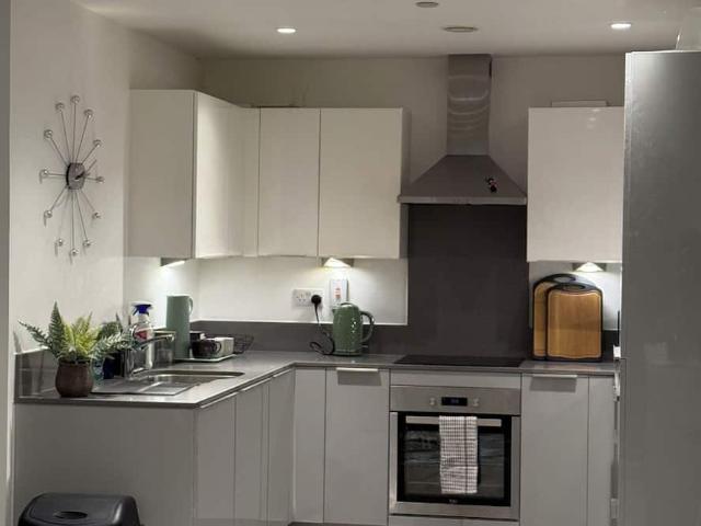 London, HA8 5FQ, United Kingdom | 2 bed apartment for rent #176010067 | Rentberry