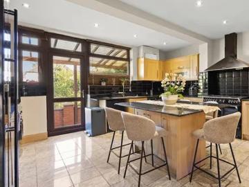 London, HA9 9PS, United Kingdom | 6 bed house for rent #168020369 | Rentberry