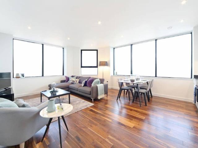 London, HA1 1AR, United Kingdom | 2 bed apartment for rent #96684865 | Rentberry