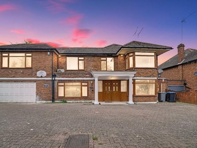 London, HA1 3TB, United Kingdom | 5 bed house for rent #131364037 | Rentberry