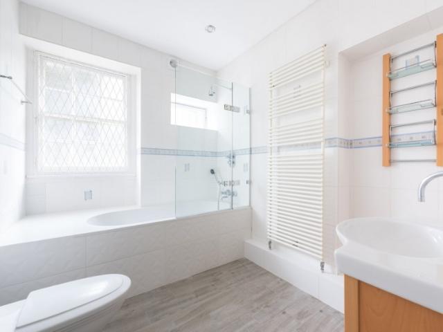 London | Hadleigh Residential