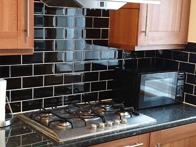 London, IG4 5NX, United Kingdom | 3 bed apartment for rent #164258350 | Rentberry