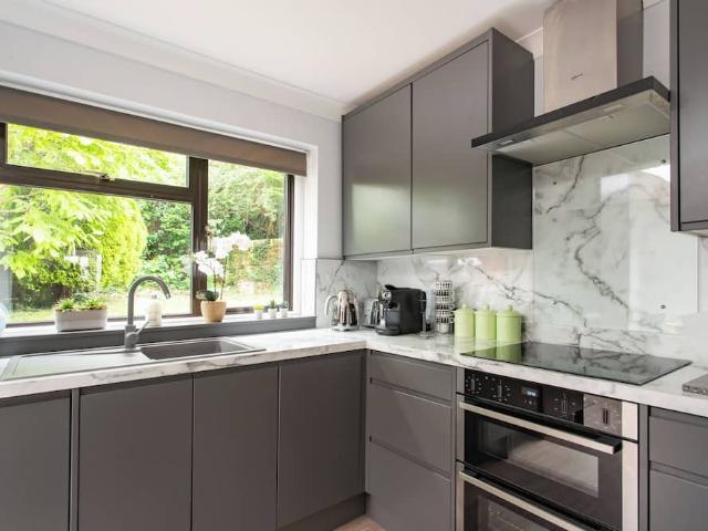 London, IG7 6NQ, United Kingdom | 2 bed house for rent #128027086 | Rentberry