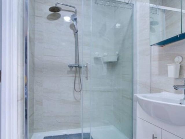 London, IG11 7PG, United Kingdom | Studio apartment for rent #147367619 | Rentberry