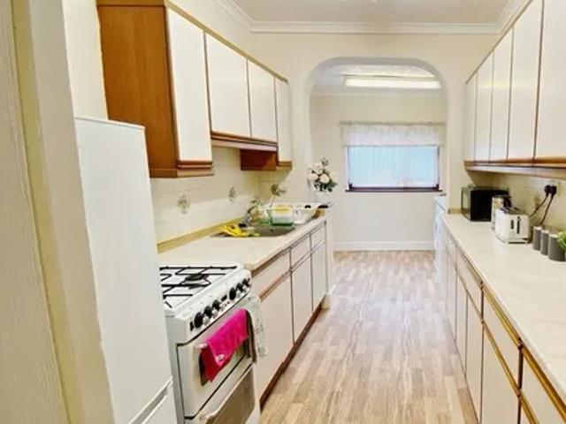 London, IG11 9JD, United Kingdom | 4 bed house for rent #113983776 | Rentberry