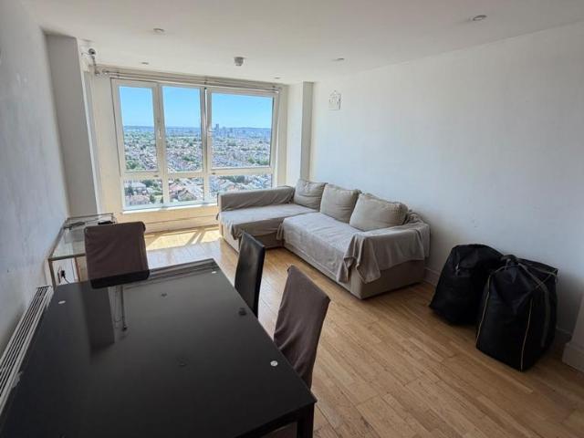 london, IG1 2 bed flat to rent £1,900 pcm £438 pw