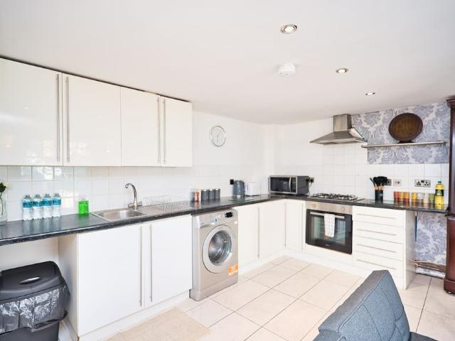 London, IG1 3AE, United Kingdom | 2 bed house for rent #169817213 | Rentberry