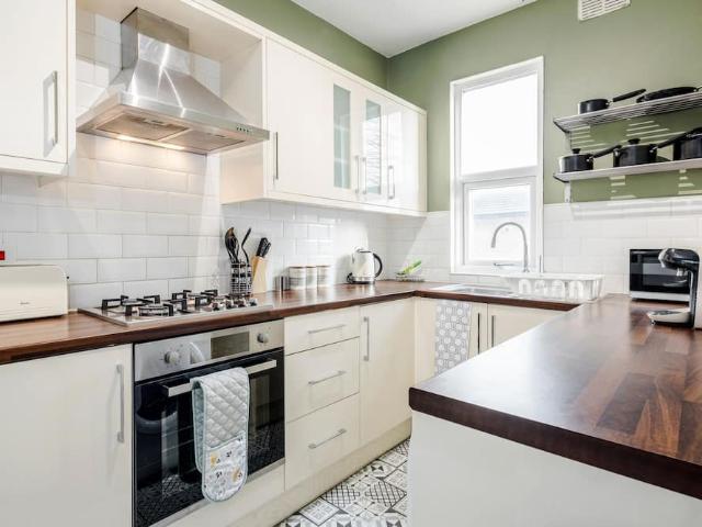 London, IG1 3HQ, United Kingdom | 2 bed apartment for rent #100571543 | Rentberry