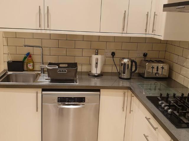 London, IG1 4JZ, United Kingdom | 3 bed apartment for rent #109130000 | Rentberry