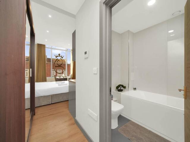 London, IG1 4NF, United Kingdom | Studio apartment for rent #167305957 | Rentberry