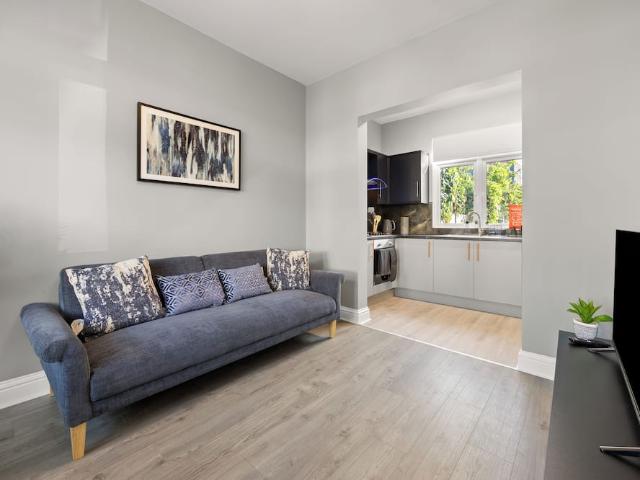 London, IG2 6UN, United Kingdom | 4 bed house for rent #176009130 | Rentberry