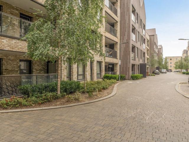London, London N1, 2 bed flat to rent, £1,500 pcm | PrimeLocation