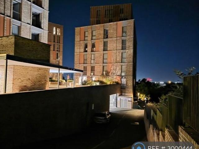 London, London, NW10 1 bed in a flat share to rent £1,000 pcm £231 pw