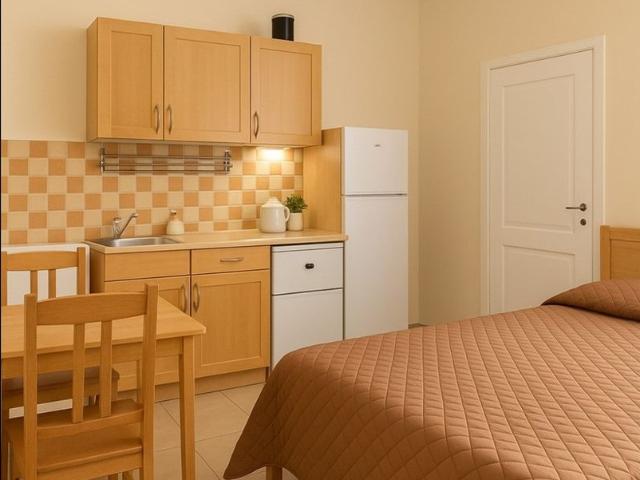 London, London NW10, Studio to rent, £1,400 pcm | PrimeLocation