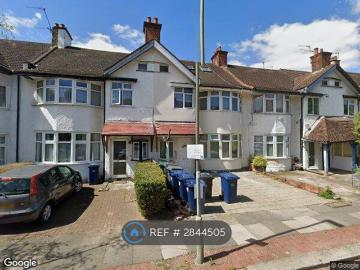 London, London NW11, Studio to rent, £1,345 pcm | PrimeLocation