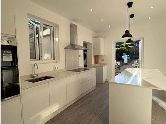 London, London E10, 5 bed terraced house to rent, £4,500 pcm | PrimeLocation