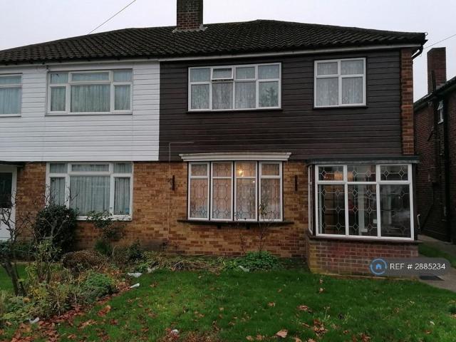 London, London, EN3 3 bed semi detached house to rent £2,300 pcm £531 pw