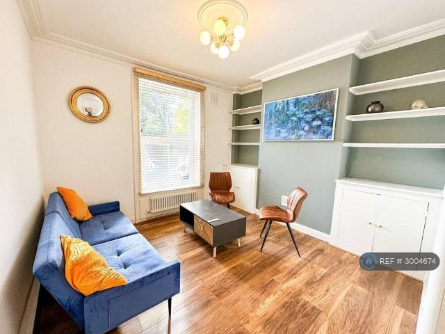 London, London, SE17 1 bed flat to rent £2,500 pcm £577 pw