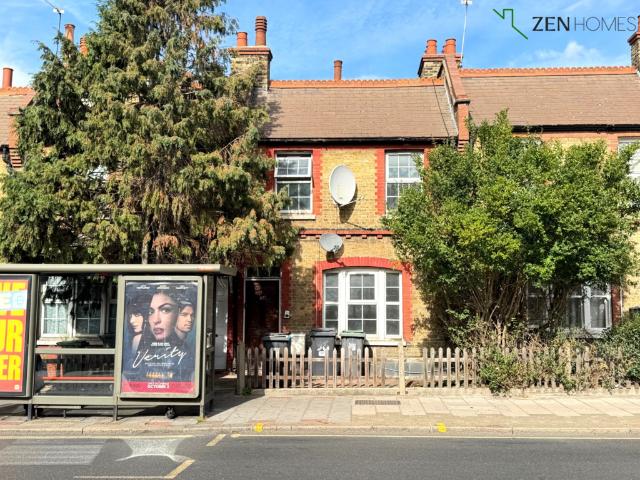 London N17 3 bed terraced house to rent £2,600 pcm £600 pw