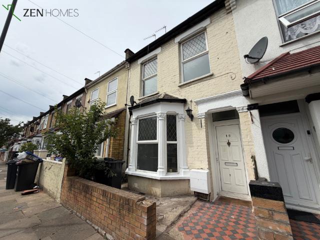 London N18 3 bed terraced house to rent £2,300 pcm £531 pw