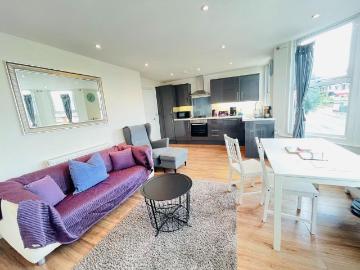 London N10 2 bed apartment to rent £2,050 pcm £473 pw