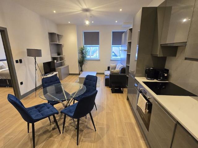 London, N12 8NP, United Kingdom | Studio apartment for rent #147449742 | Rentberry