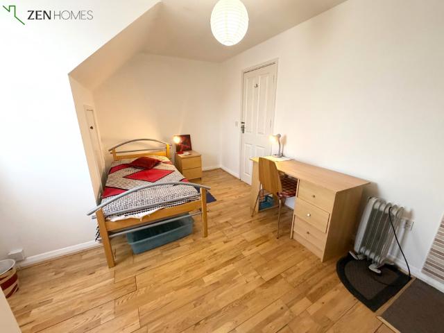 London N22 4 bed house share to rent £850 pcm £196 pw