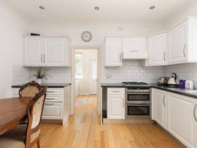 London, N22 7BW, United Kingdom | 1 bed apartment for rent #171436056 | Rentberry