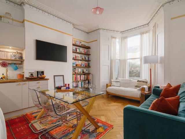 London, N4 4HX, United Kingdom | 2 bed apartment for rent #154351334 | Rentberry