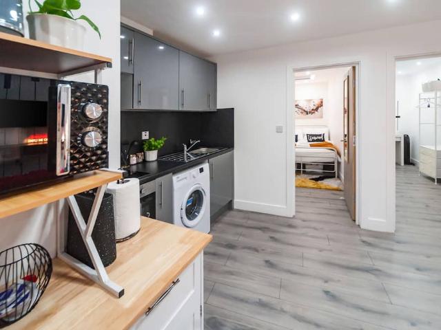 London, N8 0PR, United Kingdom | 2 bed apartment for rent #165690860 | Rentberry
